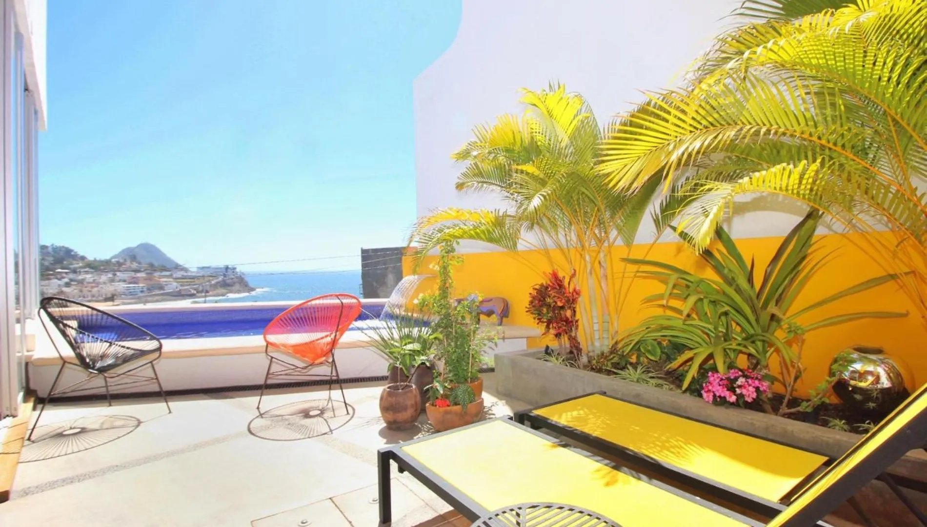 Casa Cascada - Luxury Home with Pool and Views Mazatlán